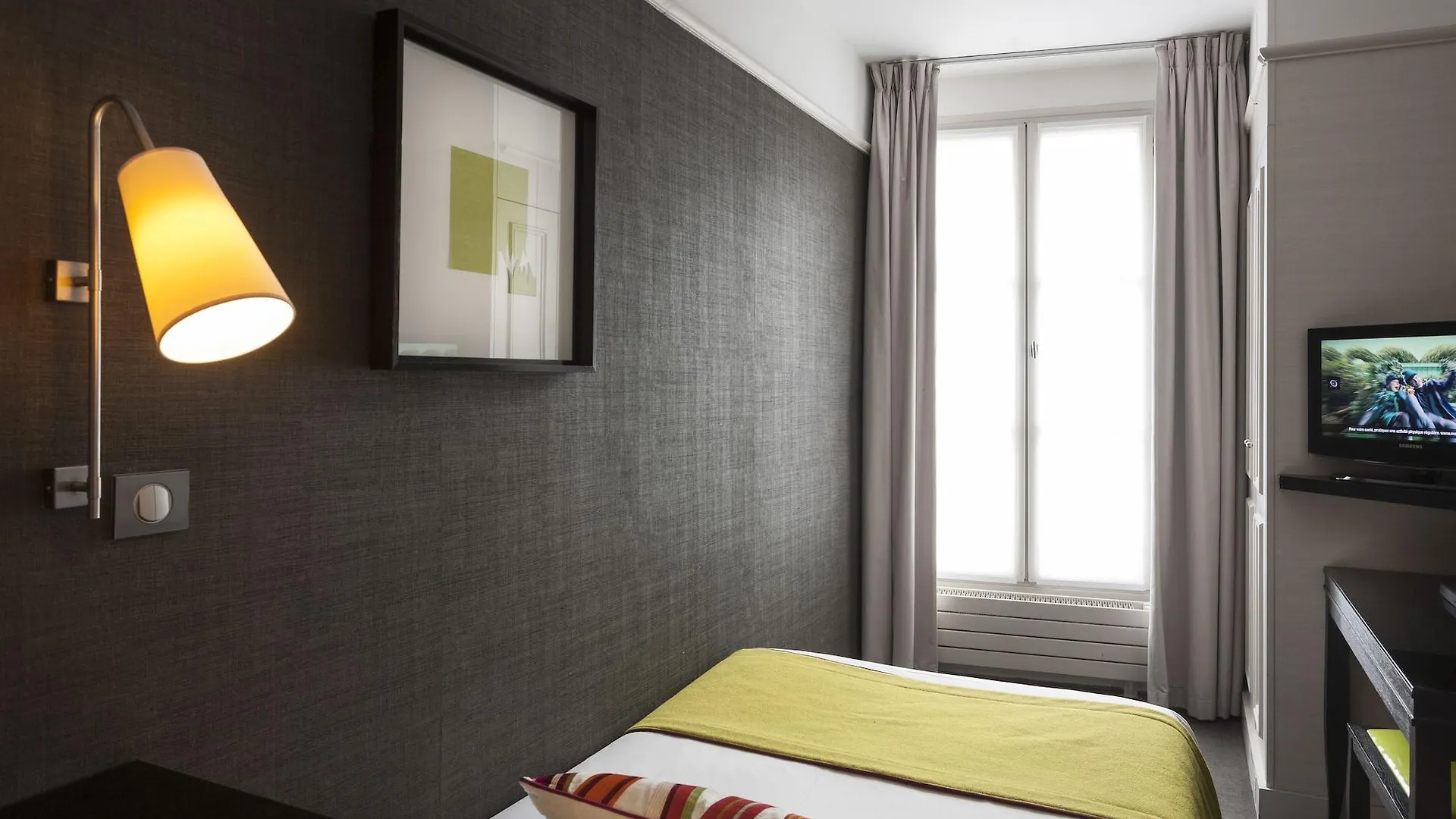 Hotel Duo Paris France