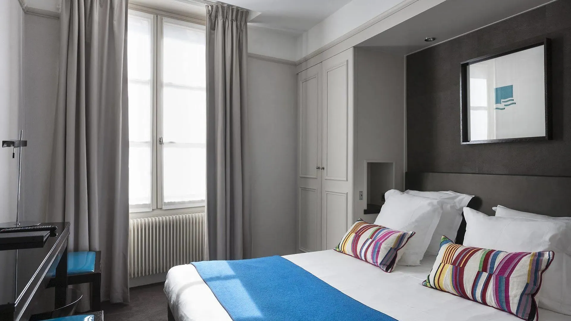 ****  Hotel Duo Paris France