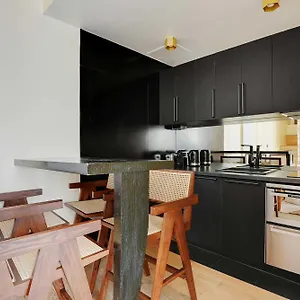 Apartment Cmg Palais De L'elysee Saint-honore, Paris